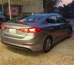 هیوندای ئەلەنترا